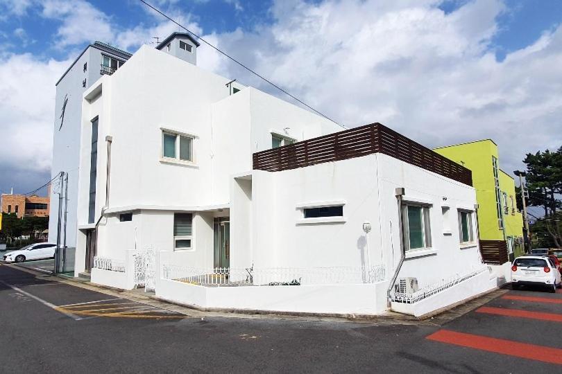Jeju Guesthouse Togŭnnae Kültér fotó